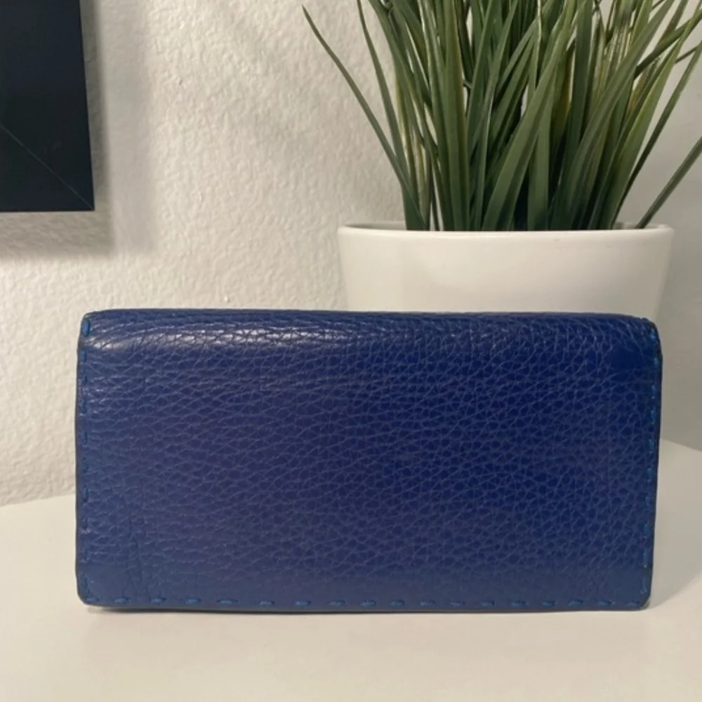 RARE FENDI Selleria 2 Tone Leather Bi Fold Long Wallet Blue / w Black interior - Picture 2 of 11
